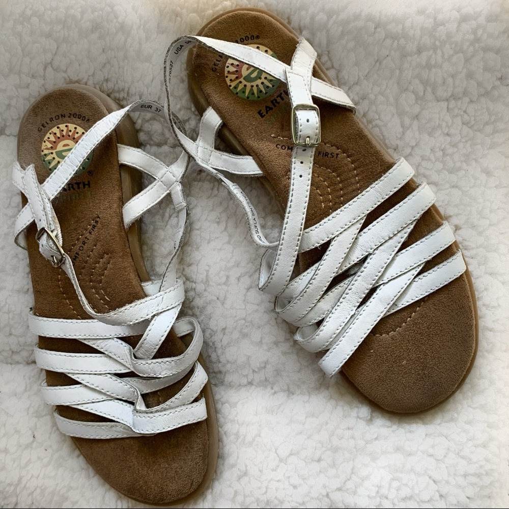 Earth Spirit Boho White Strap Sandals